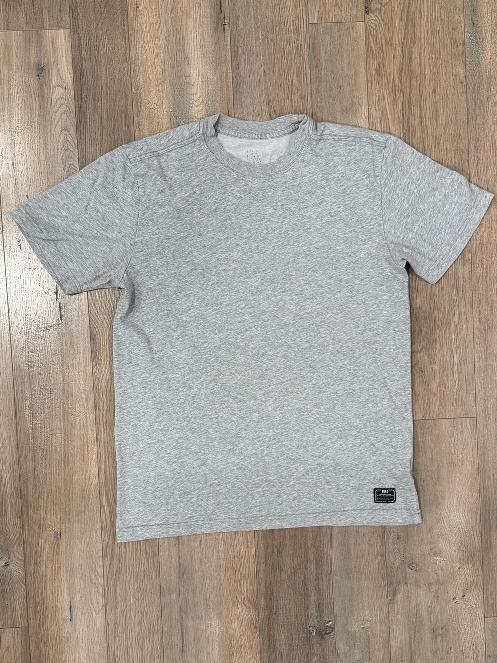 Nike Men's Short Sleeve Crew T-Shirt - Light Gray